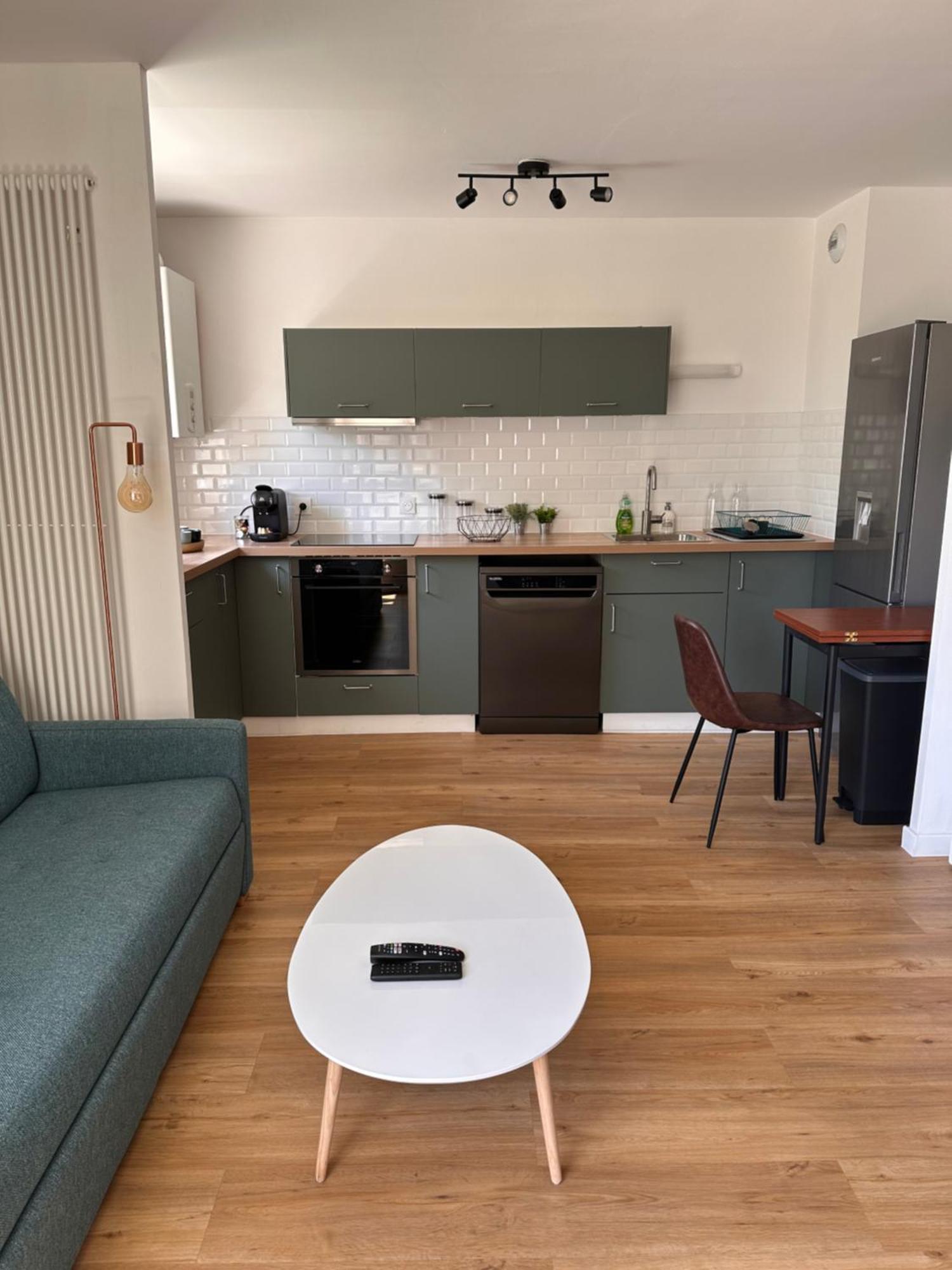 Bel Appartement A 25 Mn De Paris 萨特鲁维尔 外观 照片